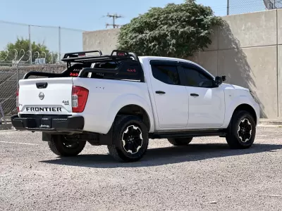 Nissan Frontier Pick-Up 2023