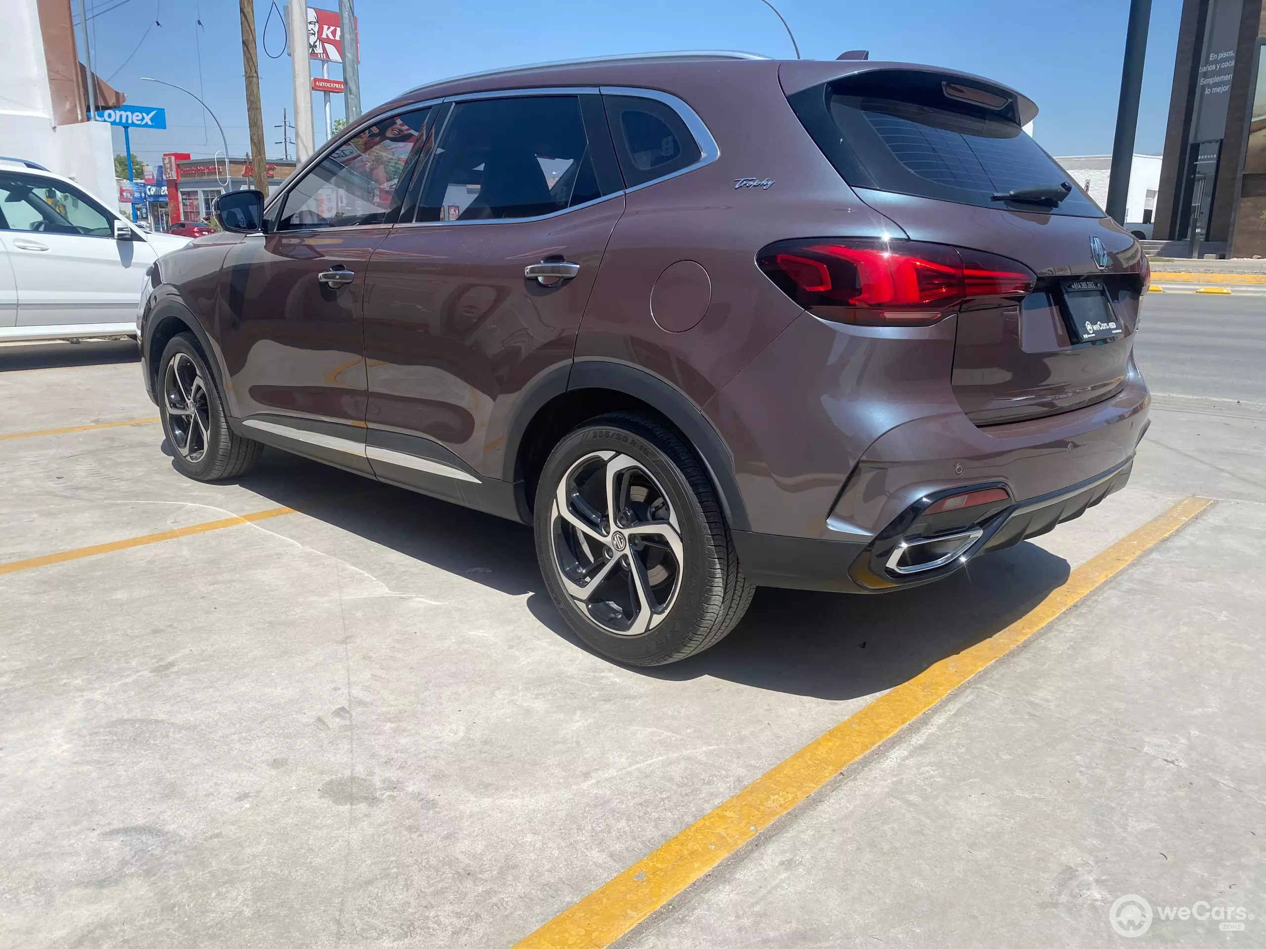 MG HS VUD