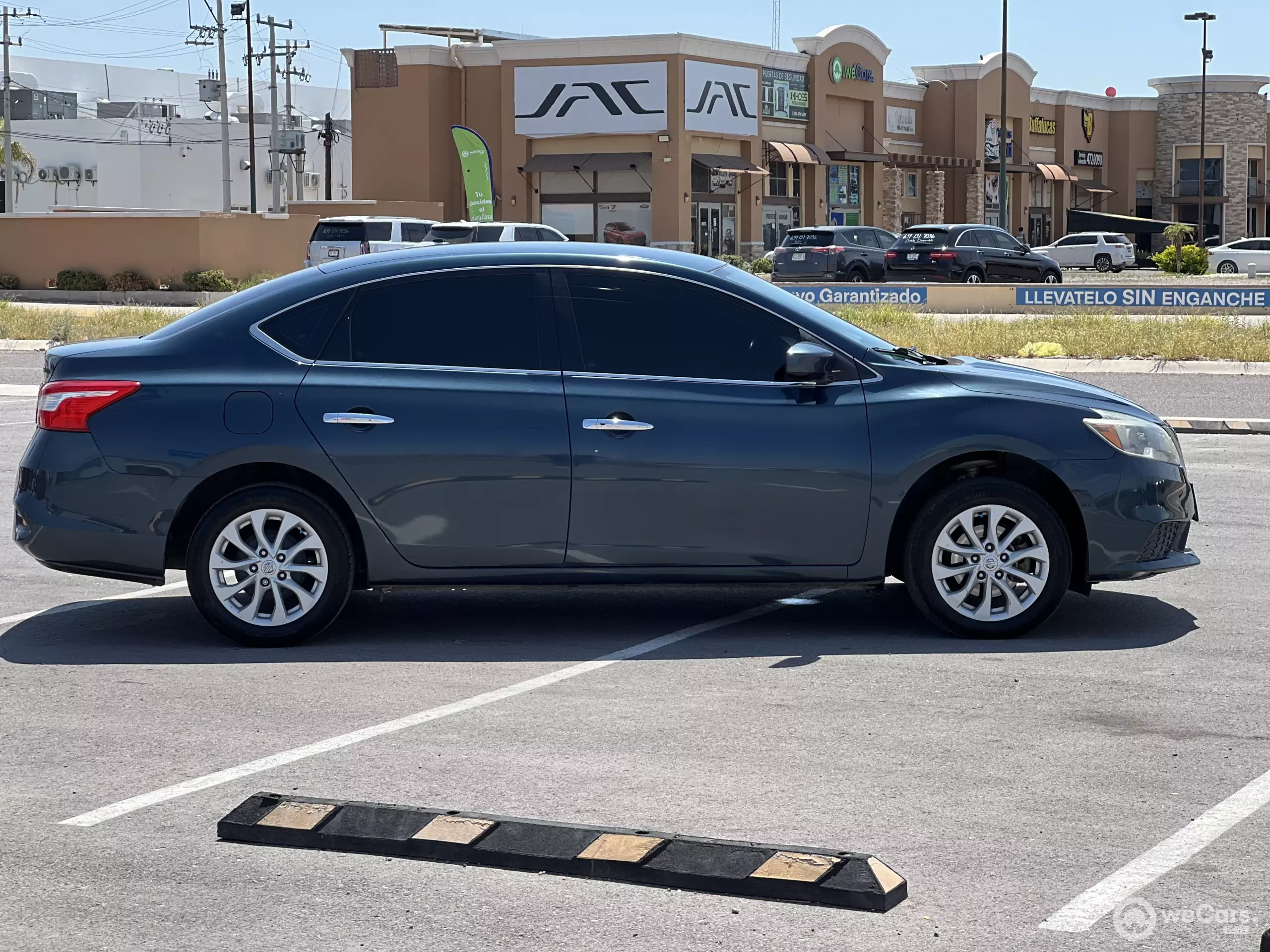 Nissan Sentra