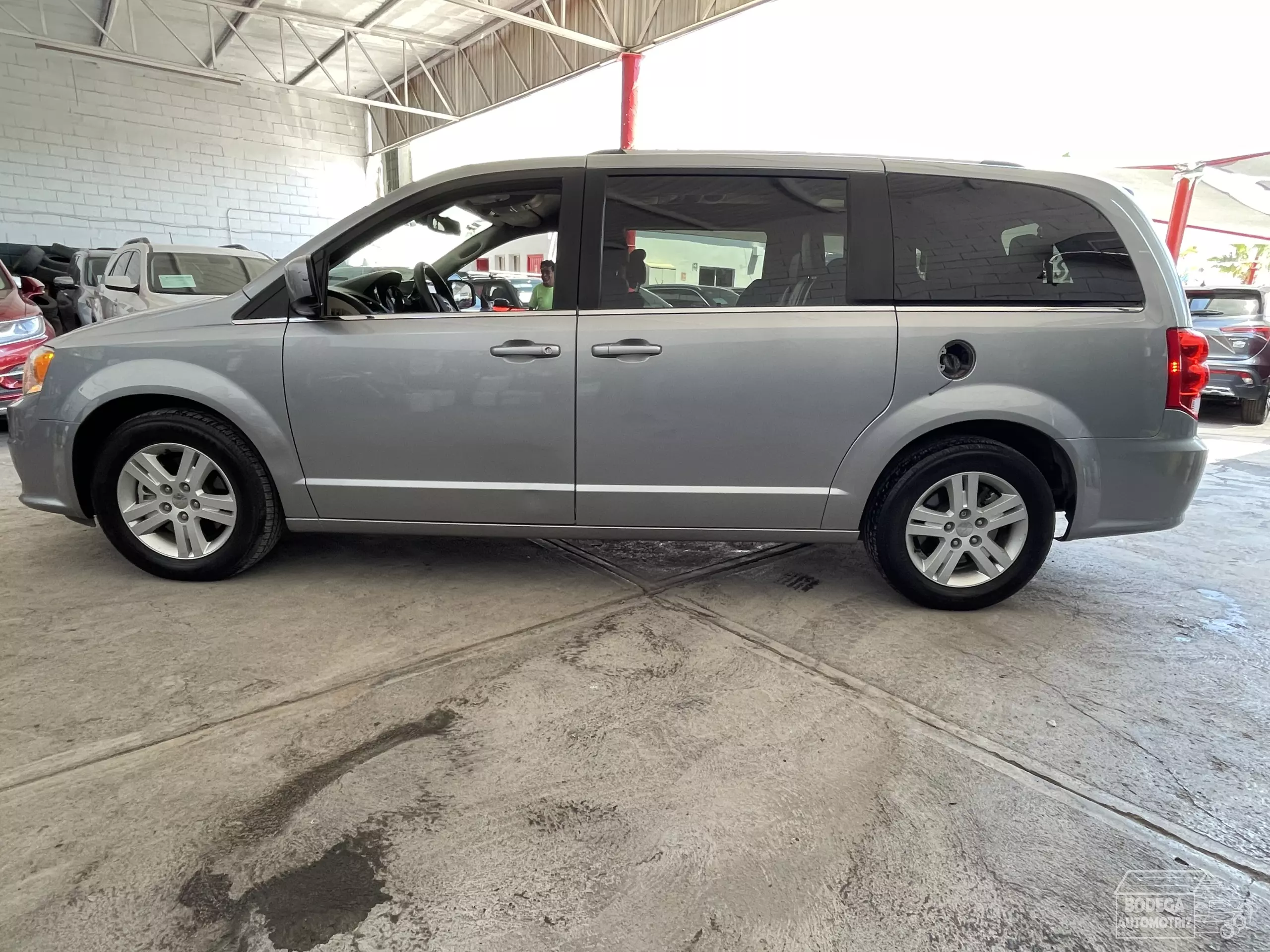 Dodge Grand Caravan Minivan