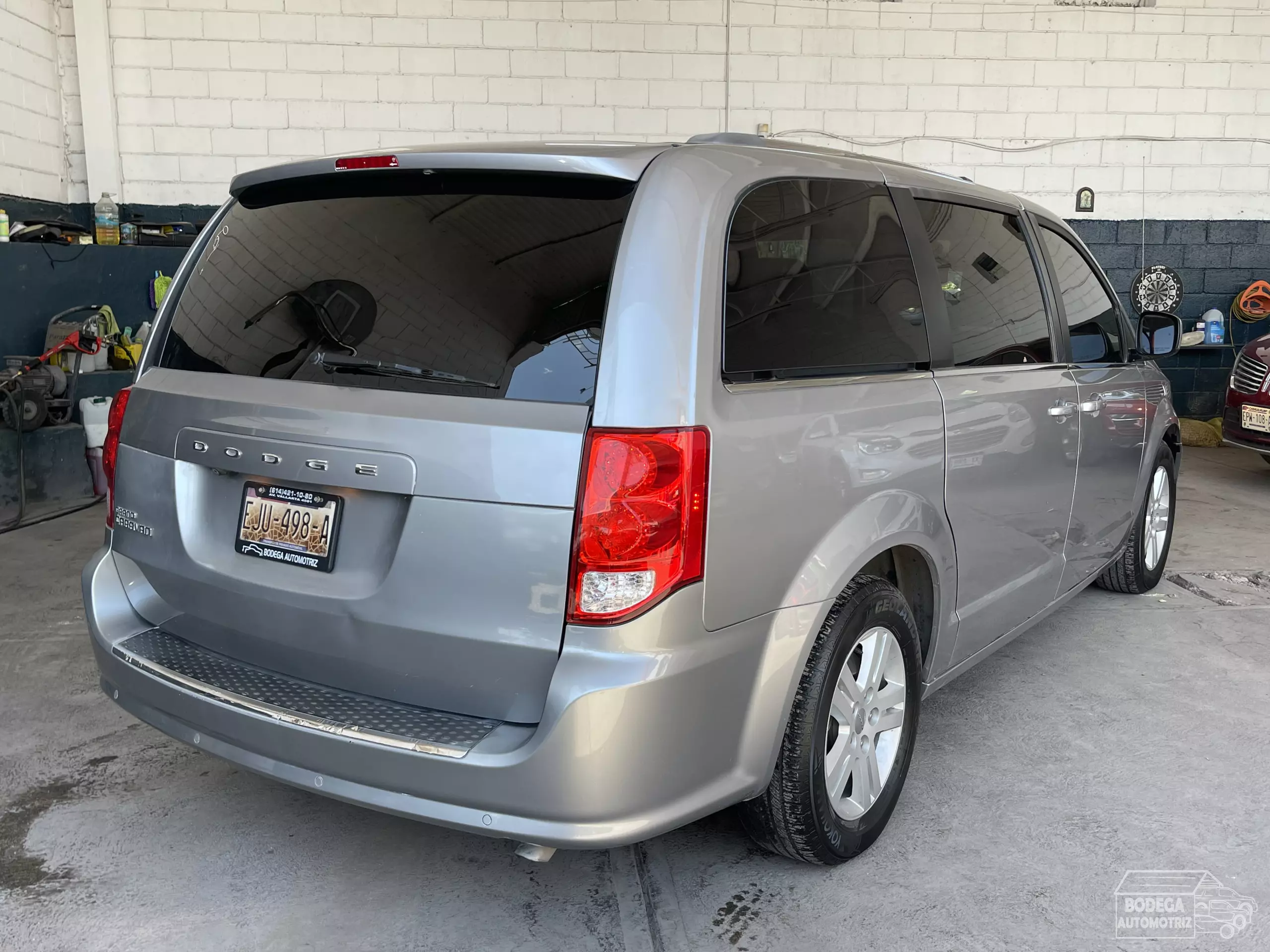 Dodge Grand Caravan Minivan