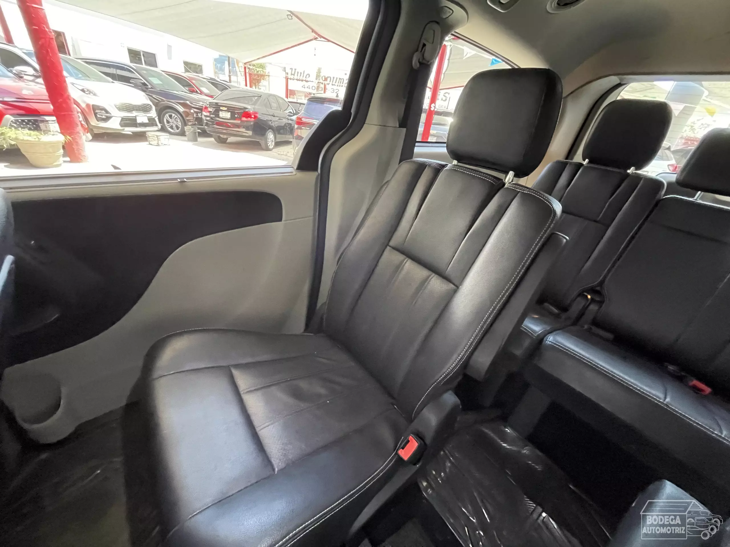 Dodge Grand Caravan Minivan