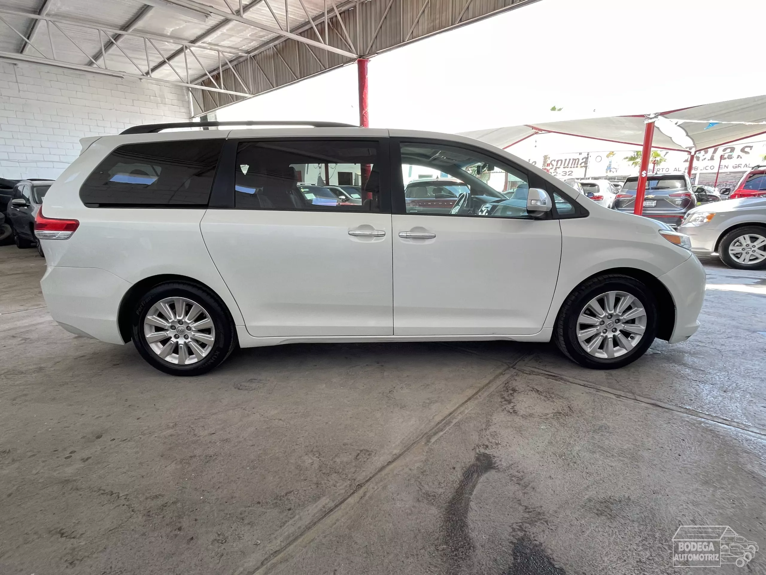 Toyota Sienna Minivan