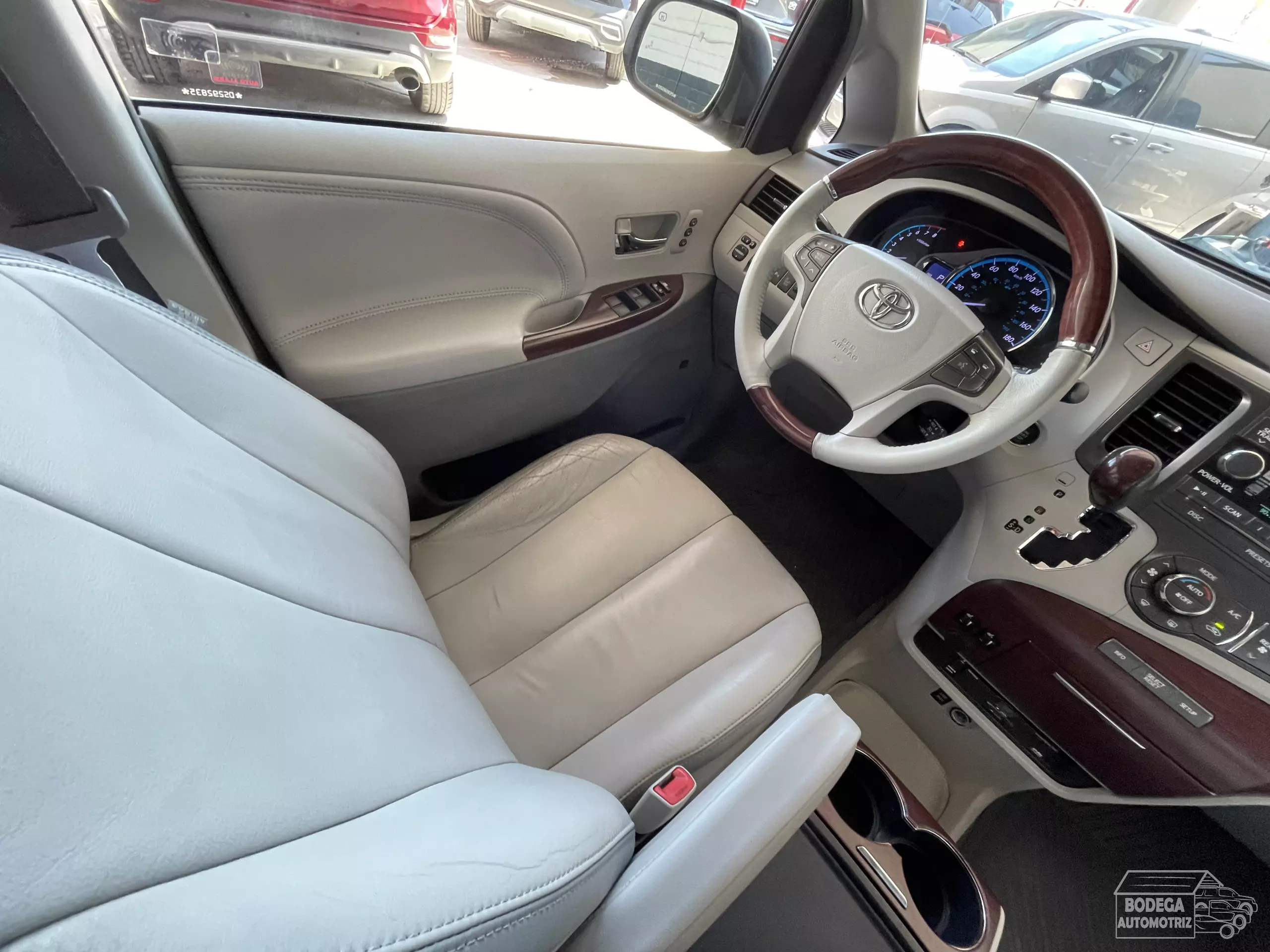 Toyota Sienna Minivan