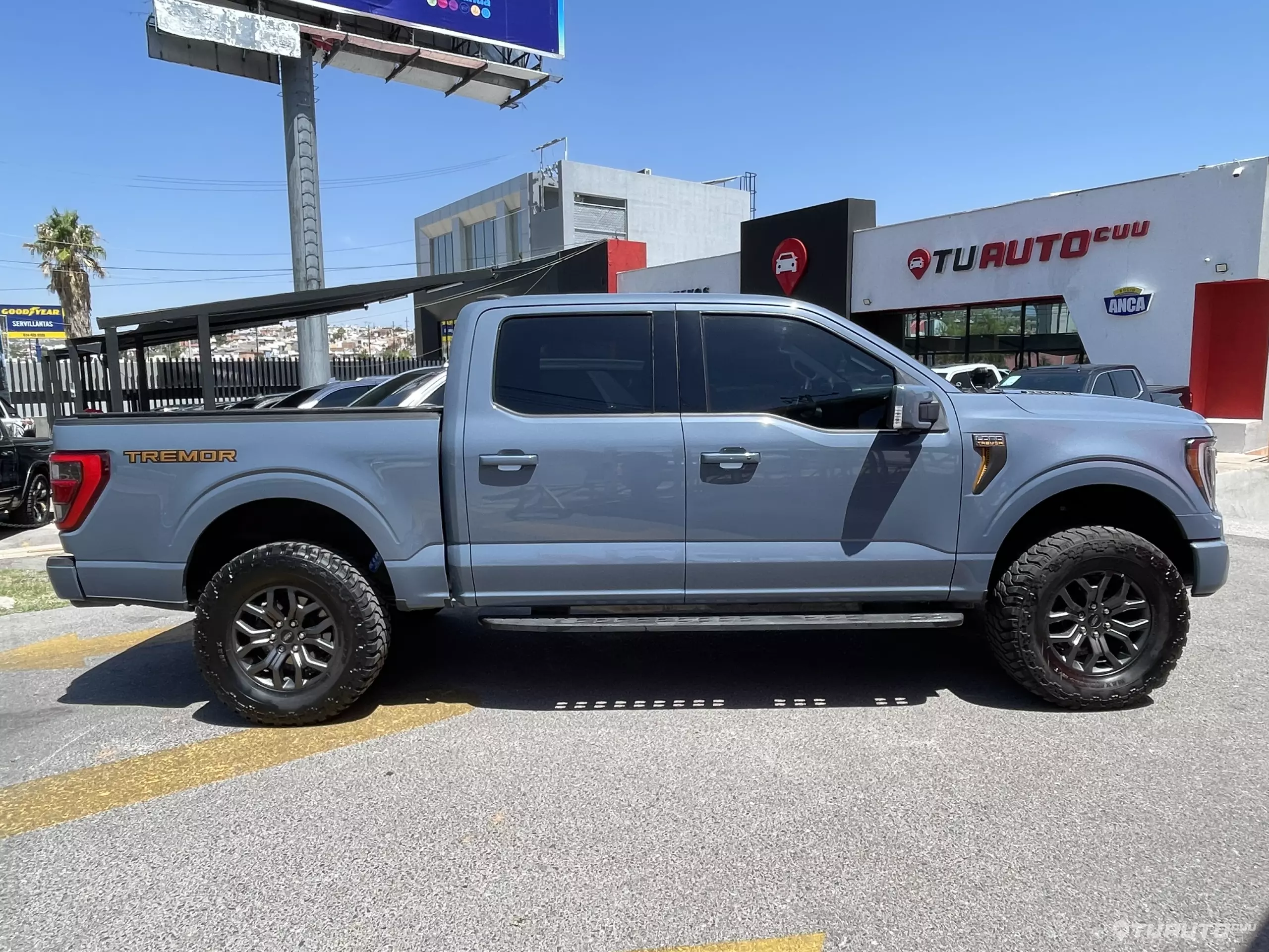 Ford Lobo Pick-Up