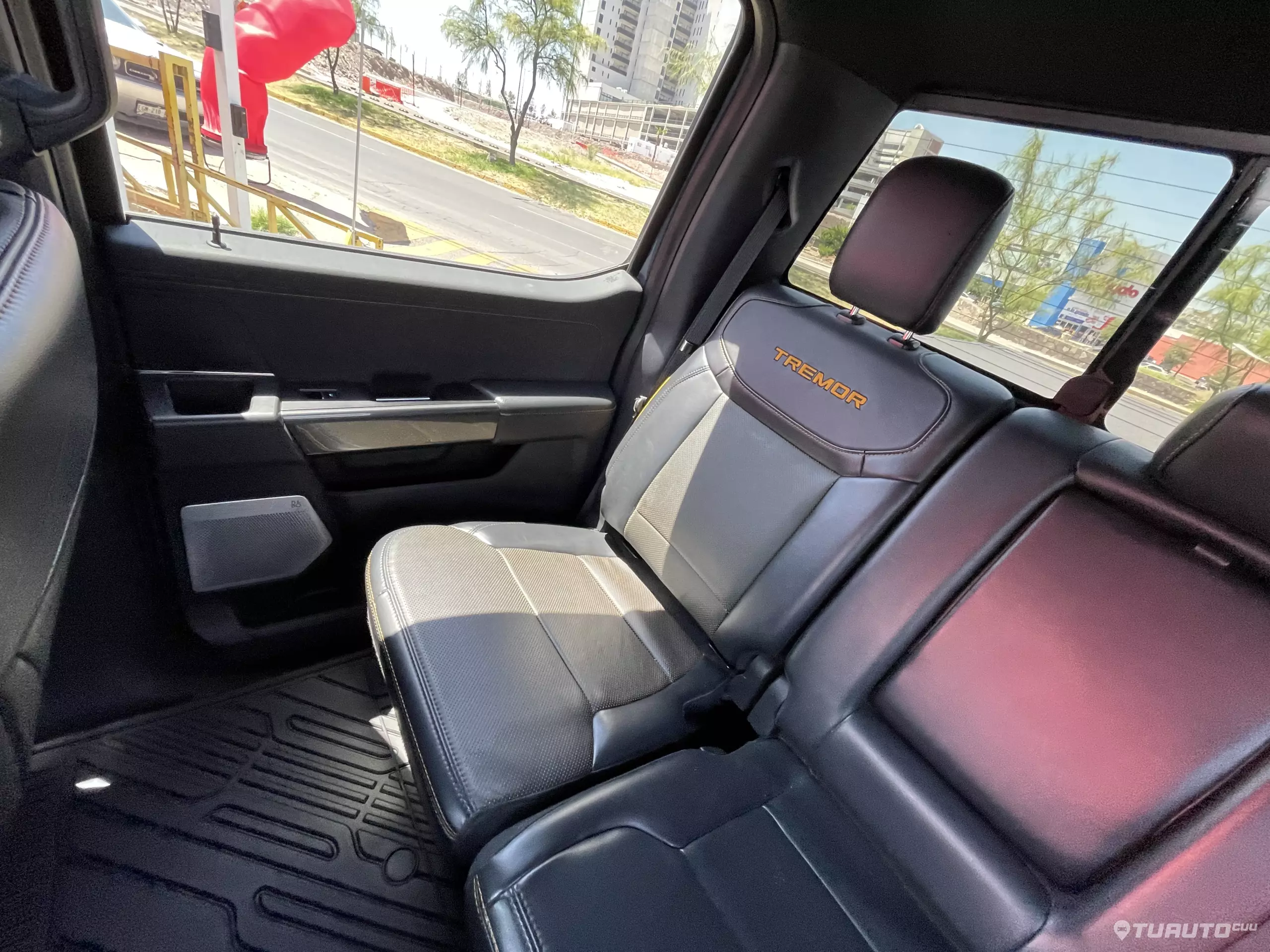 Ford Lobo Pick-Up