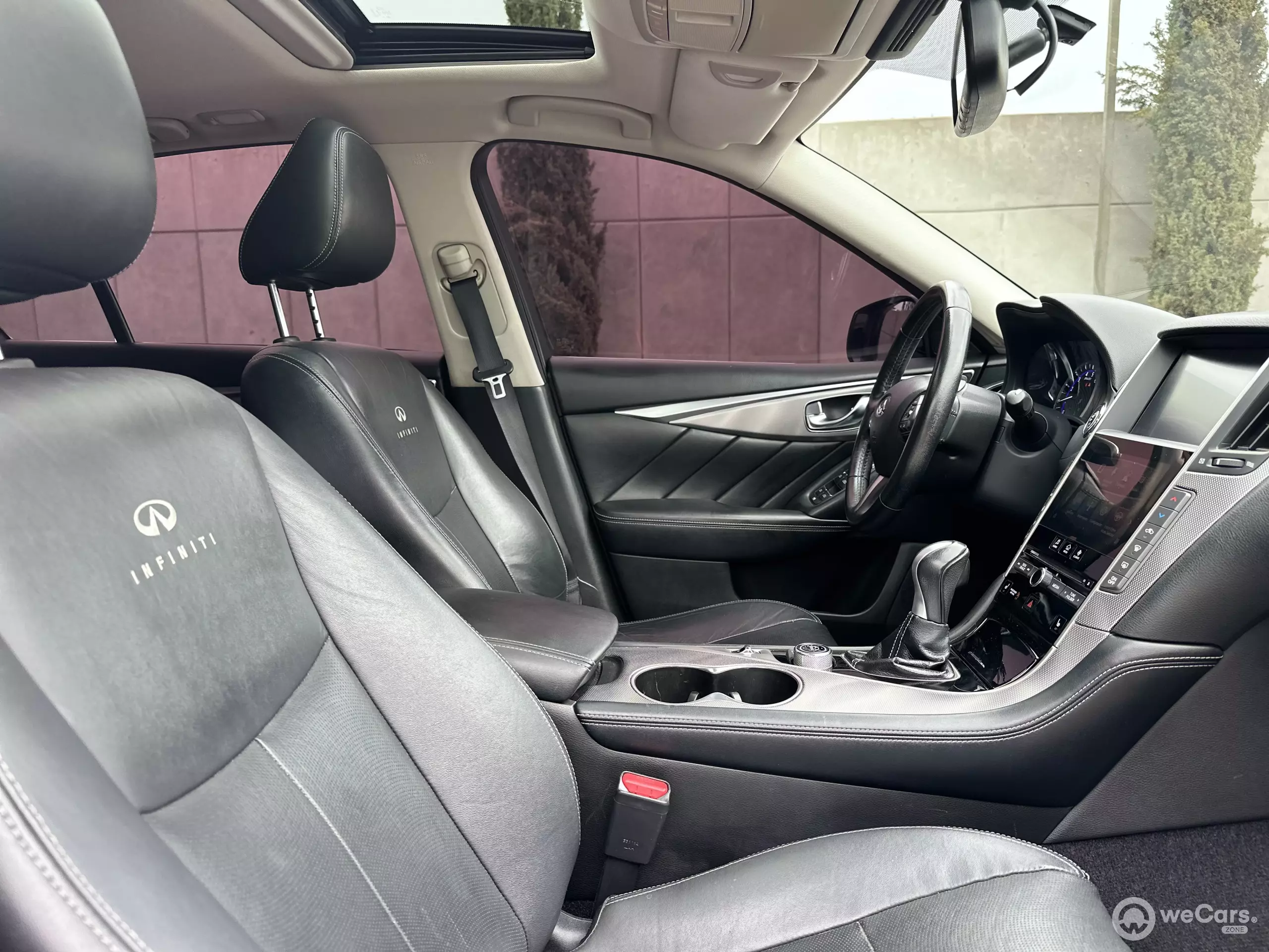 Infiniti Q50