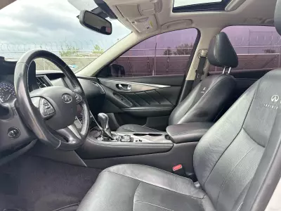 Infiniti Q50 2017