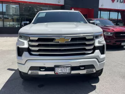 Chevrolet Cheyenne Pick-Up 2023