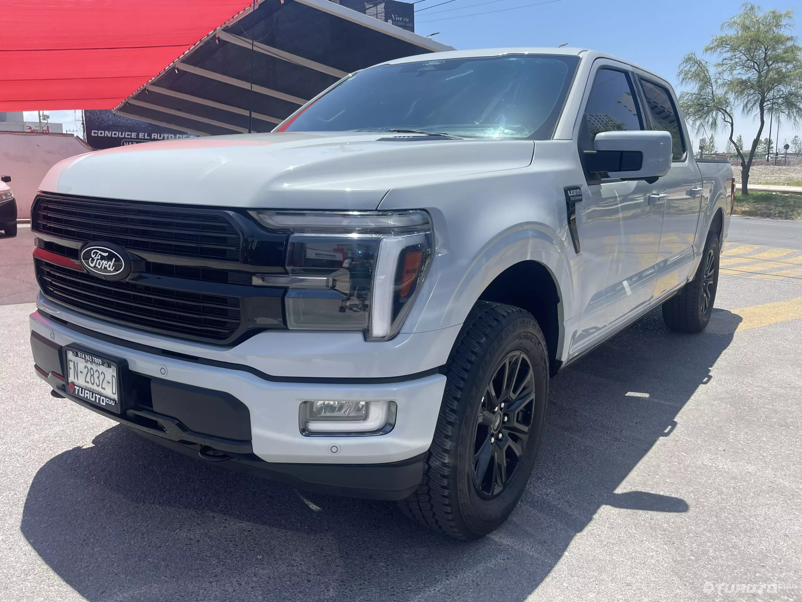 Ford Lobo Pick-Up