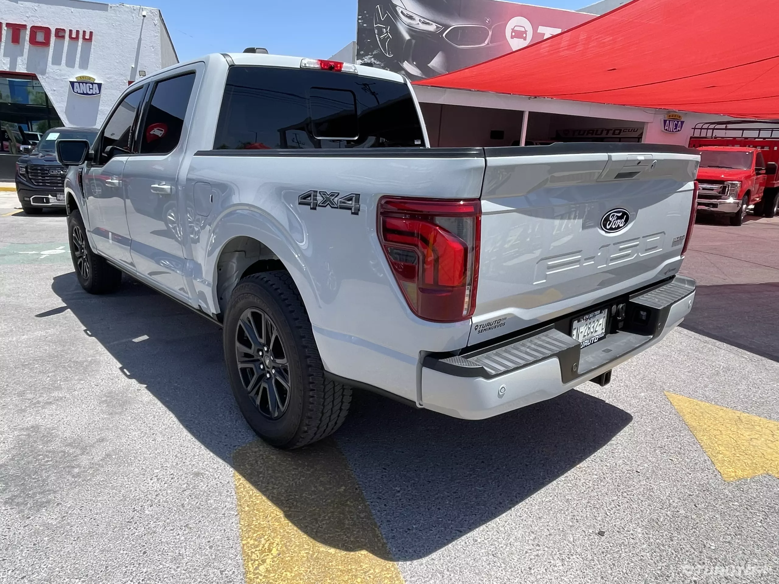 Ford Lobo Pick-Up