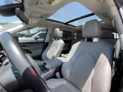 Toyota Highlander VUD 2022