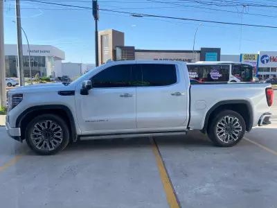 GMC Sierra Pick-Up 4x4 2024