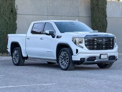 GMC Sierra Pick-Up 4x4 2024