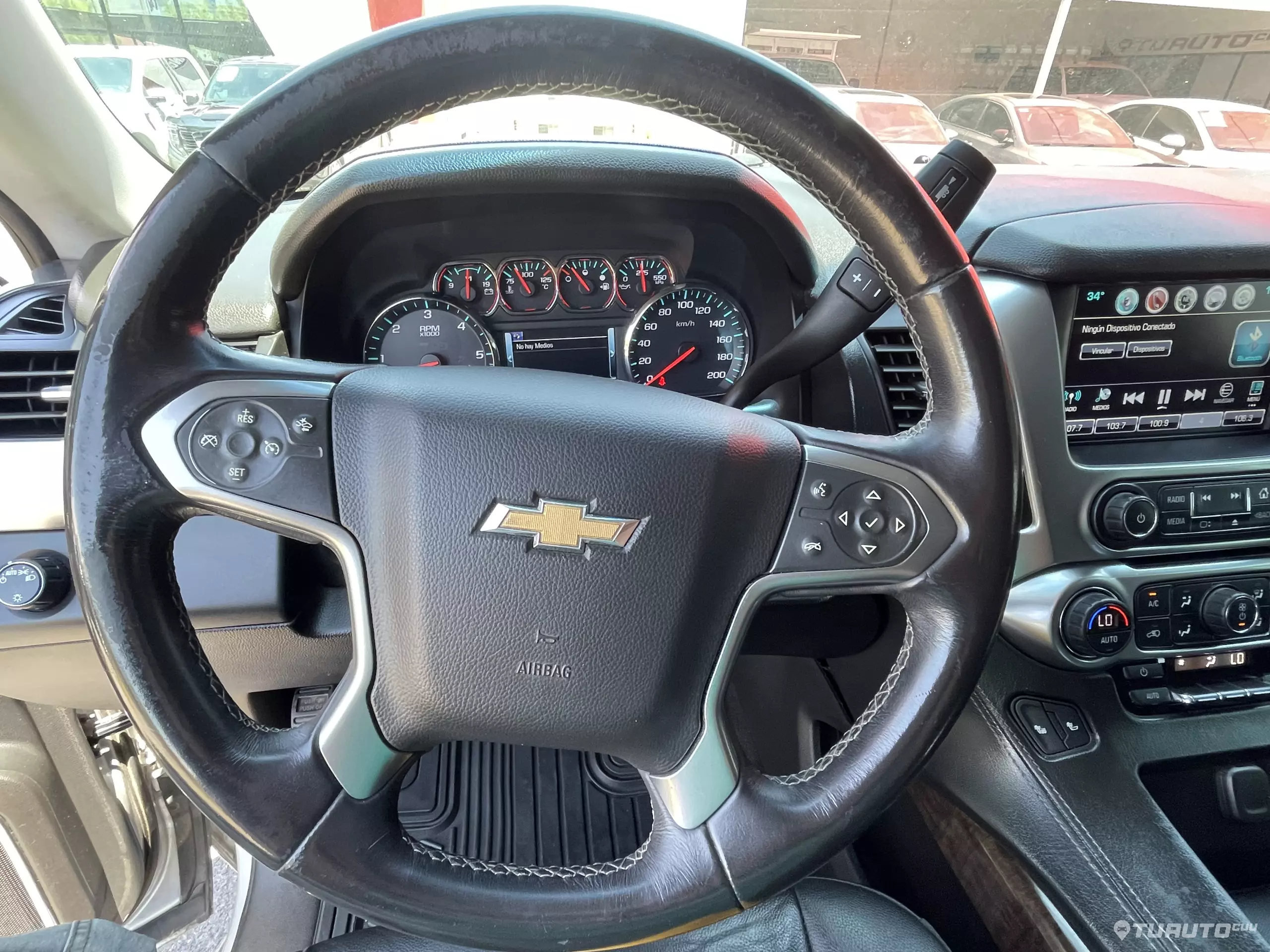 Chevrolet Suburban VUD