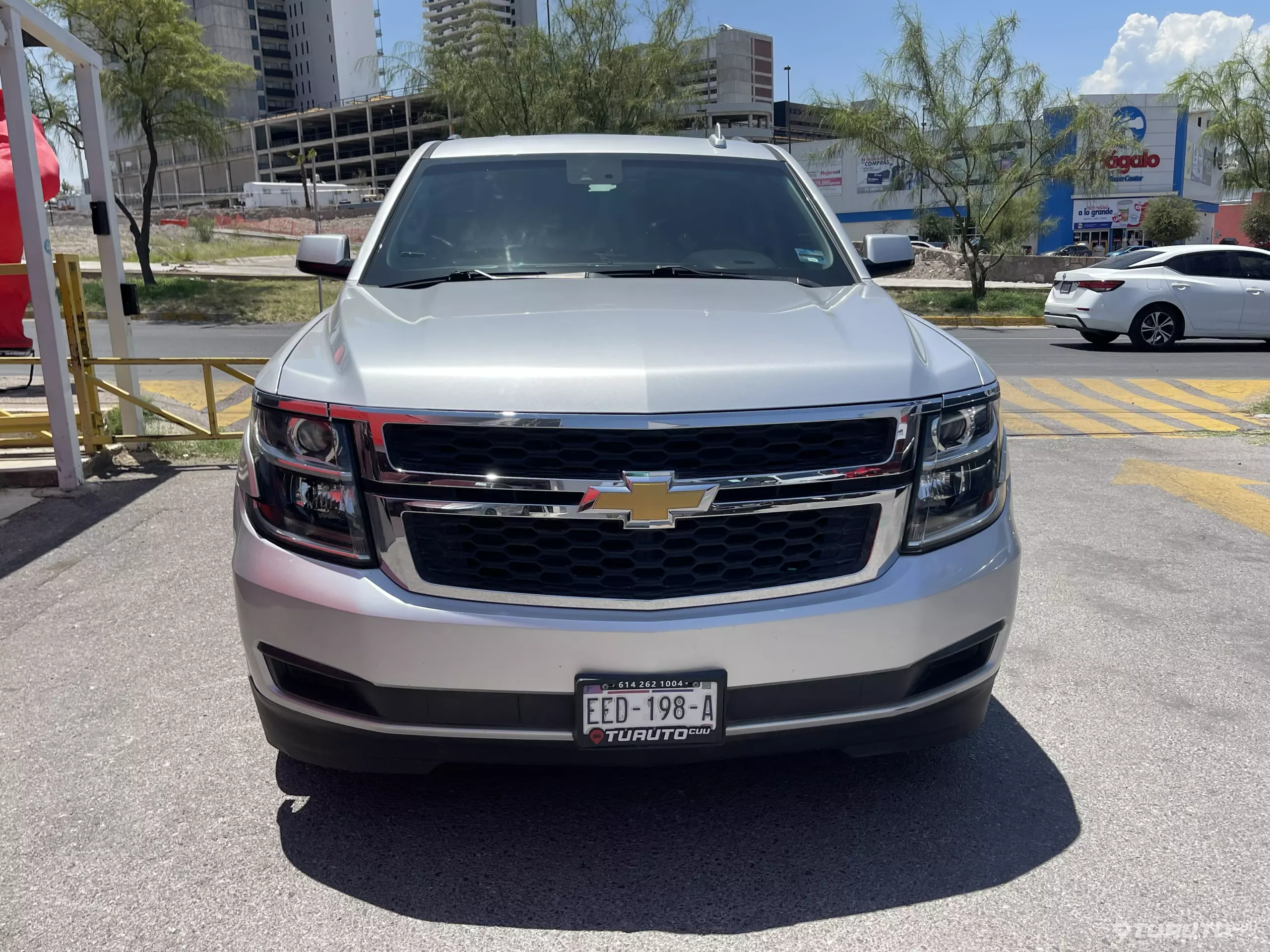 Chevrolet Suburban VUD