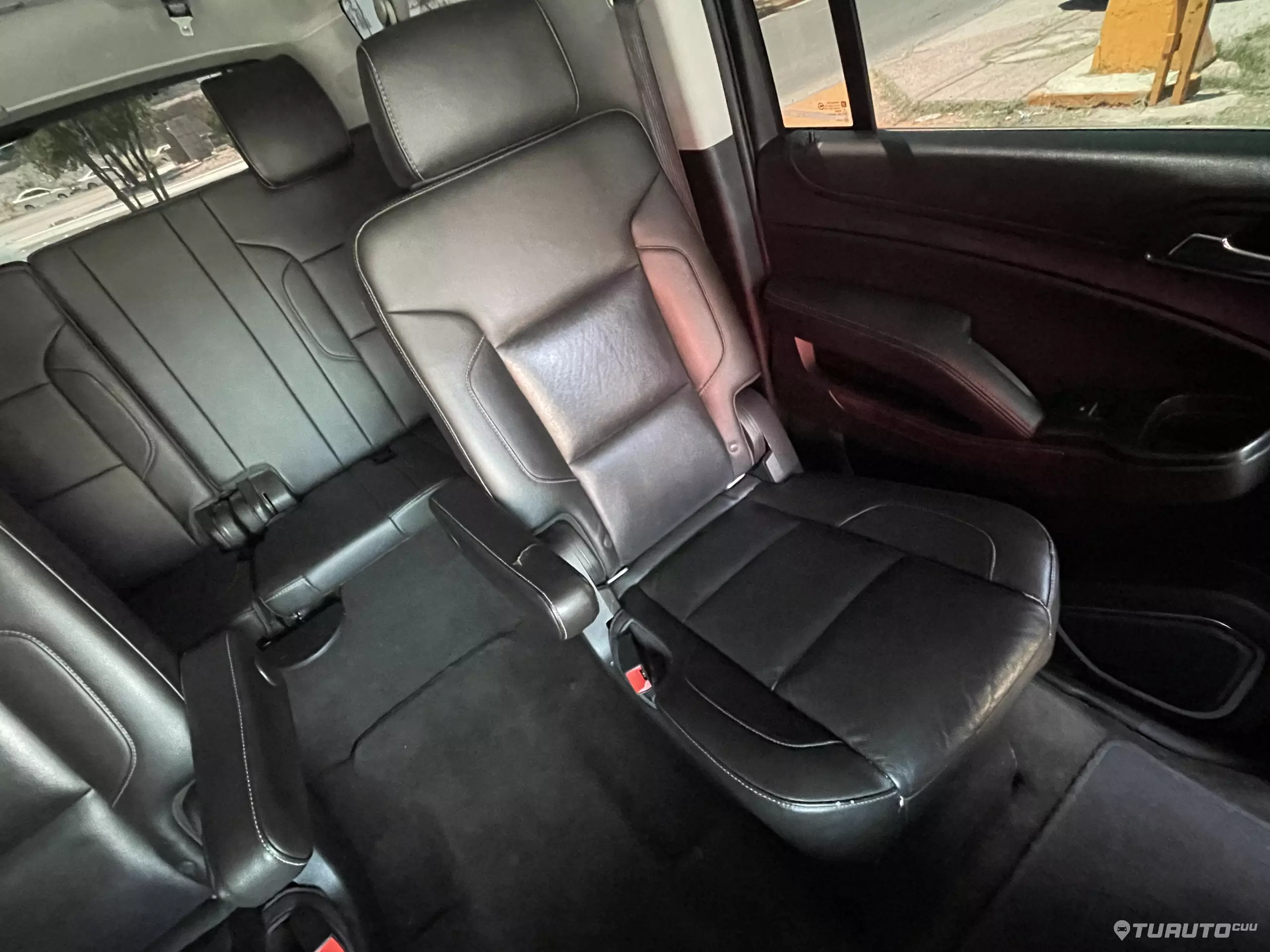 Chevrolet Suburban VUD