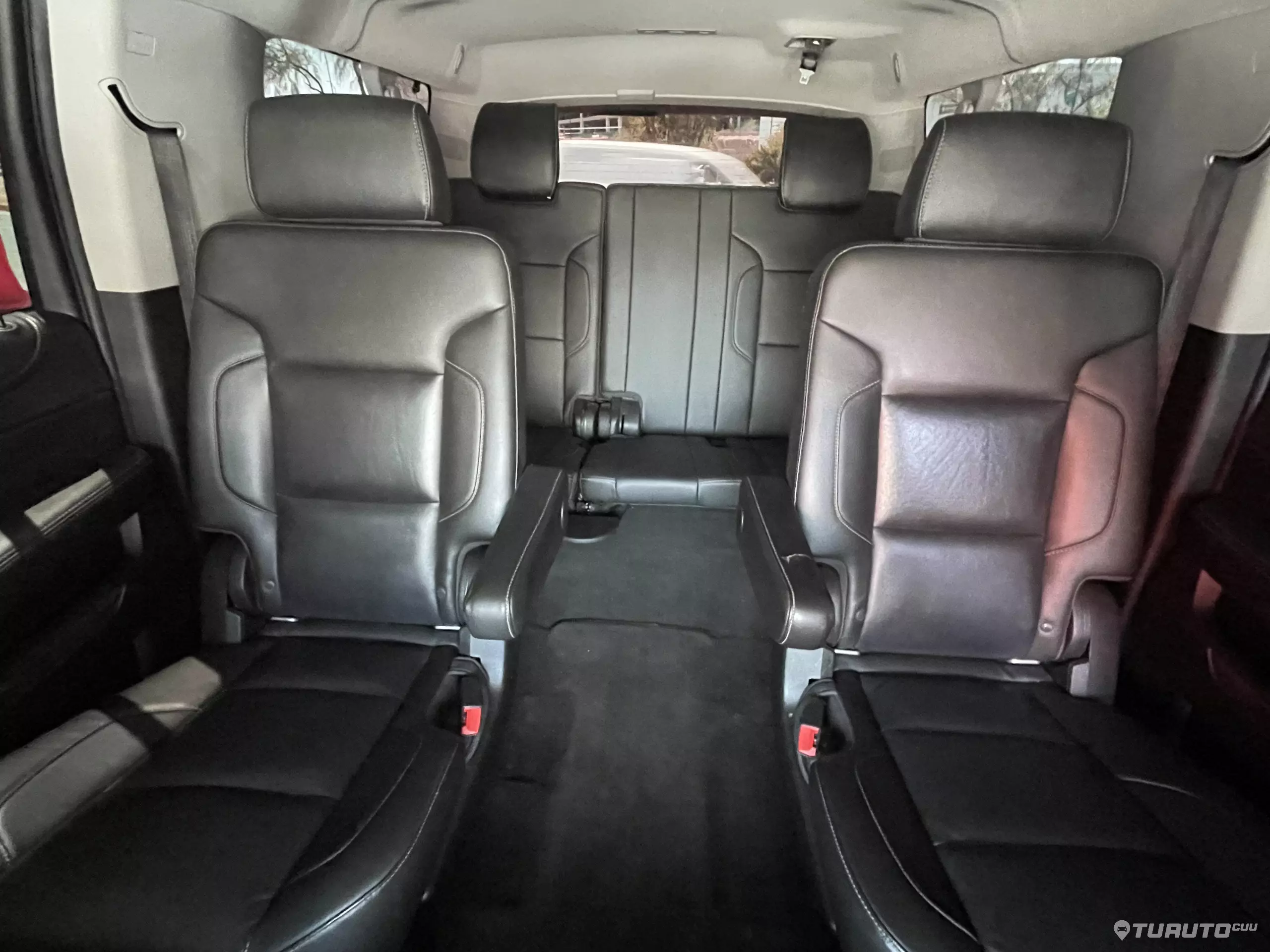 Chevrolet Suburban VUD