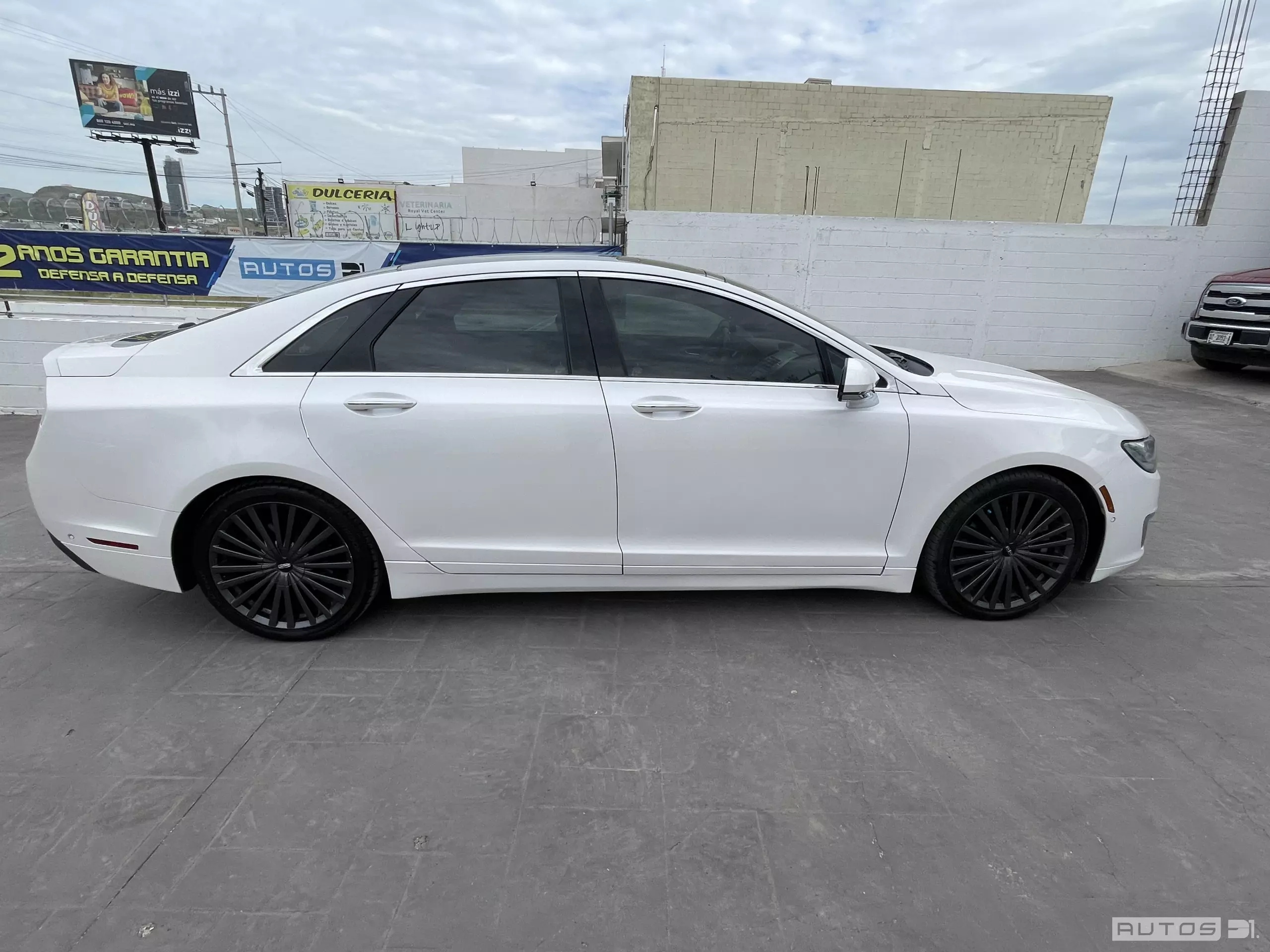 Lincoln MKZ