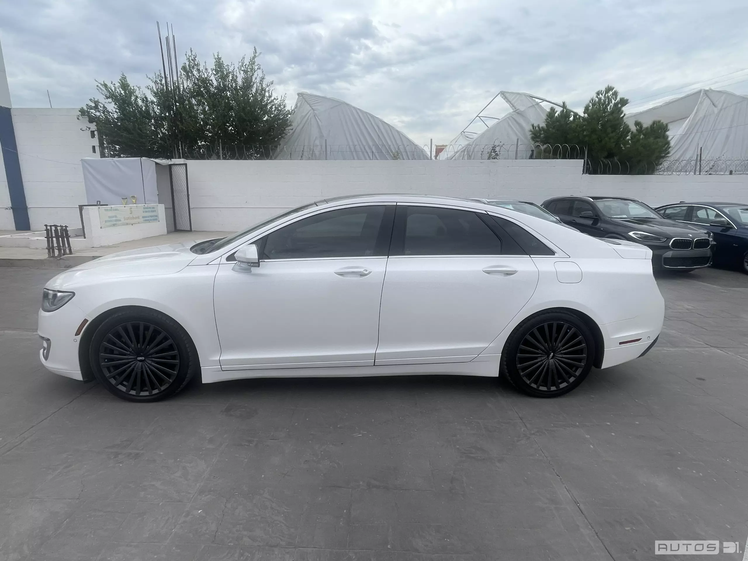 Lincoln MKZ