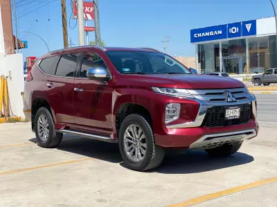 Mitsubishi Montero VUD 2020