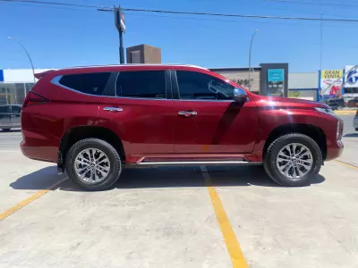 Mitsubishi Montero VUD 2020