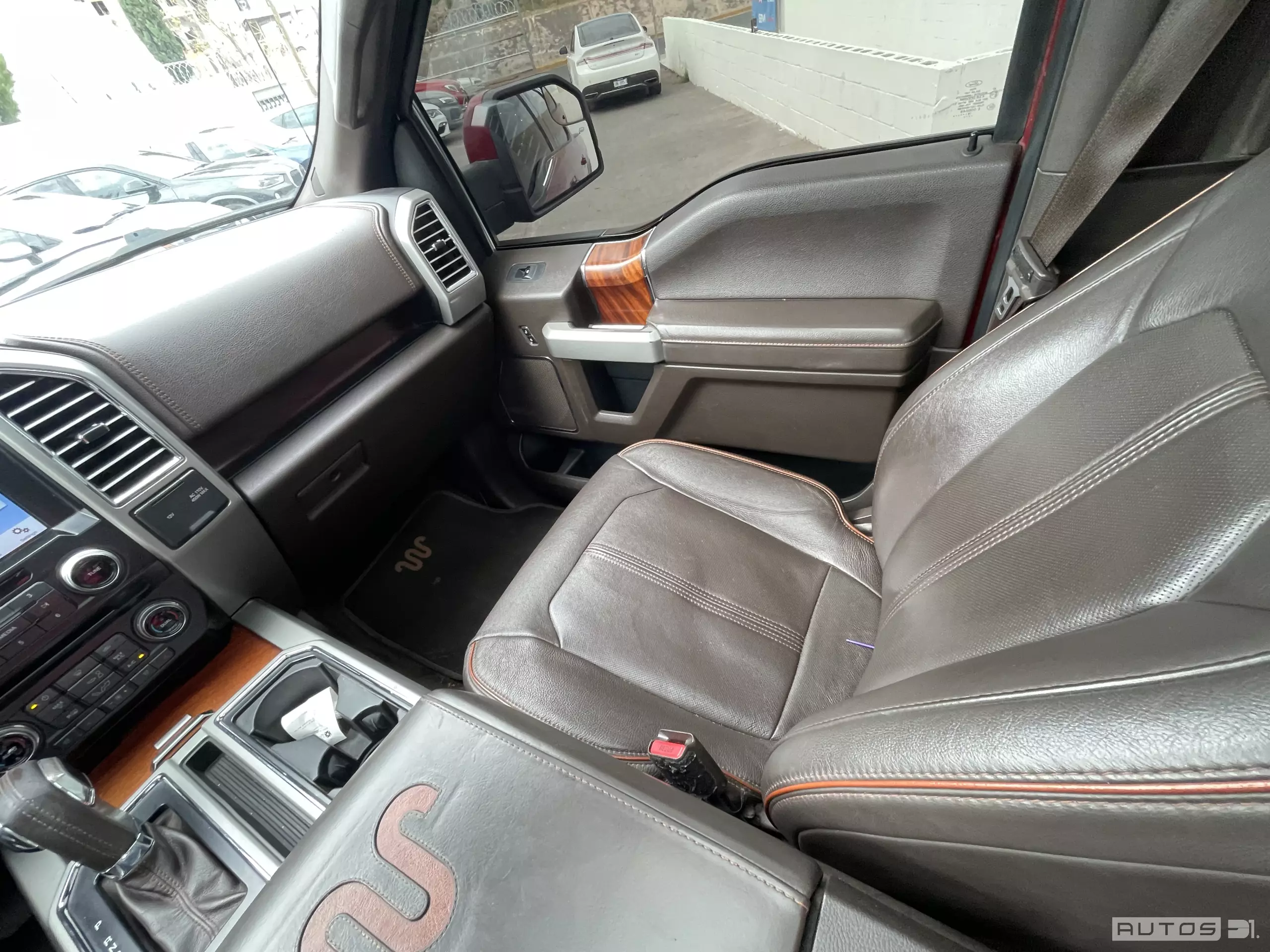 Ford Lobo Pick-Up
