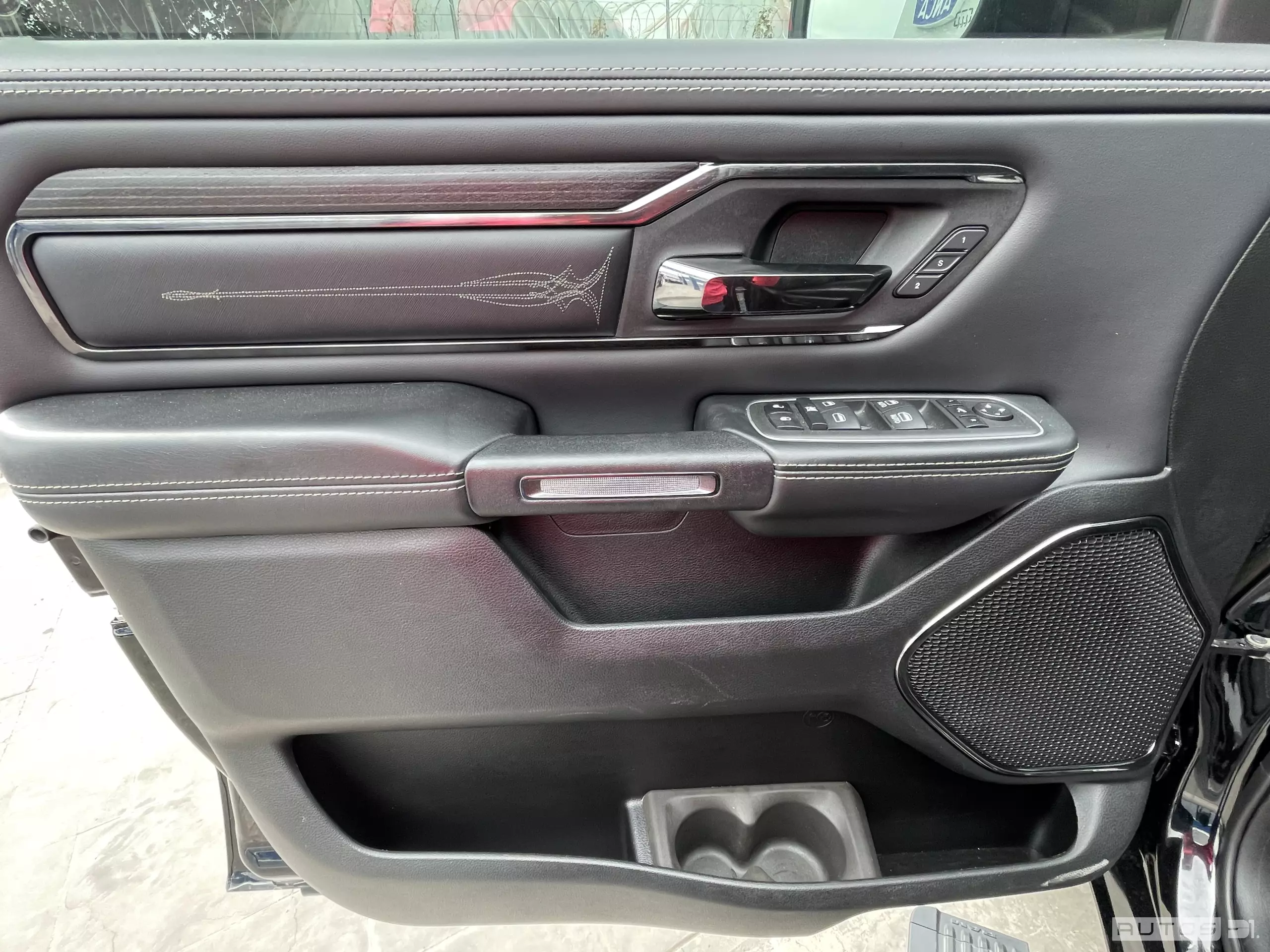 Dodge Ram 1500 Pick-Up