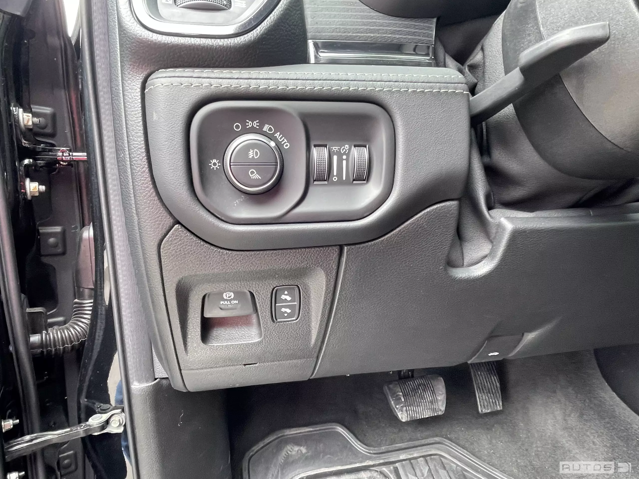 Dodge Ram 1500 Pick-Up