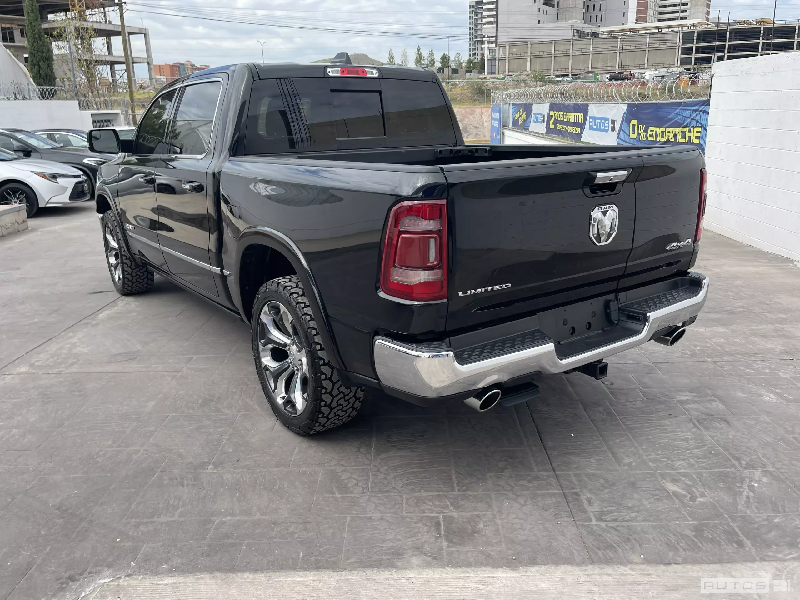 Dodge Ram 1500 Pick-Up