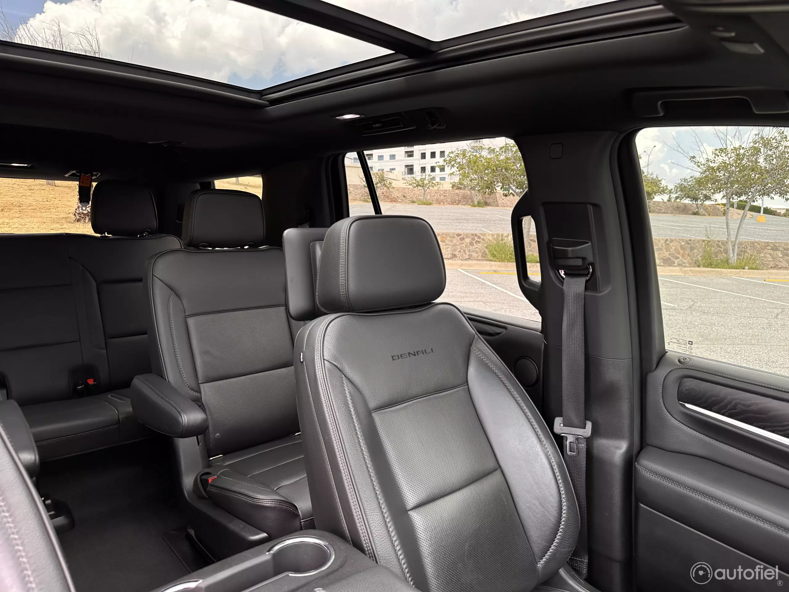 GMC Yukon VUD