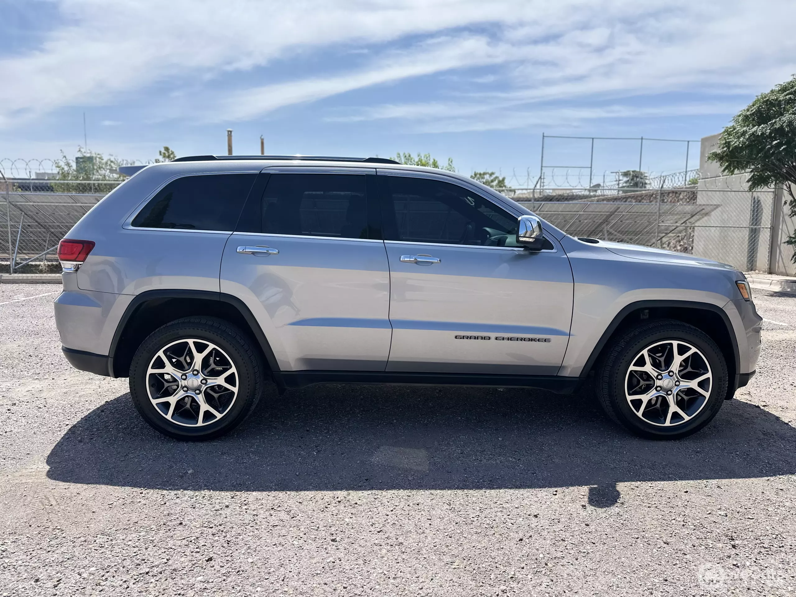 Jeep Grand Cherokee VUD