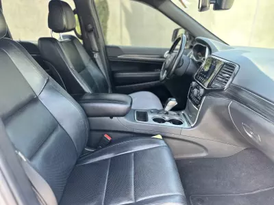 Jeep Grand Cherokee VUD 2021