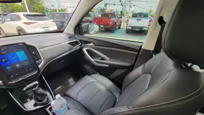 Chevrolet Captiva VUD 2023