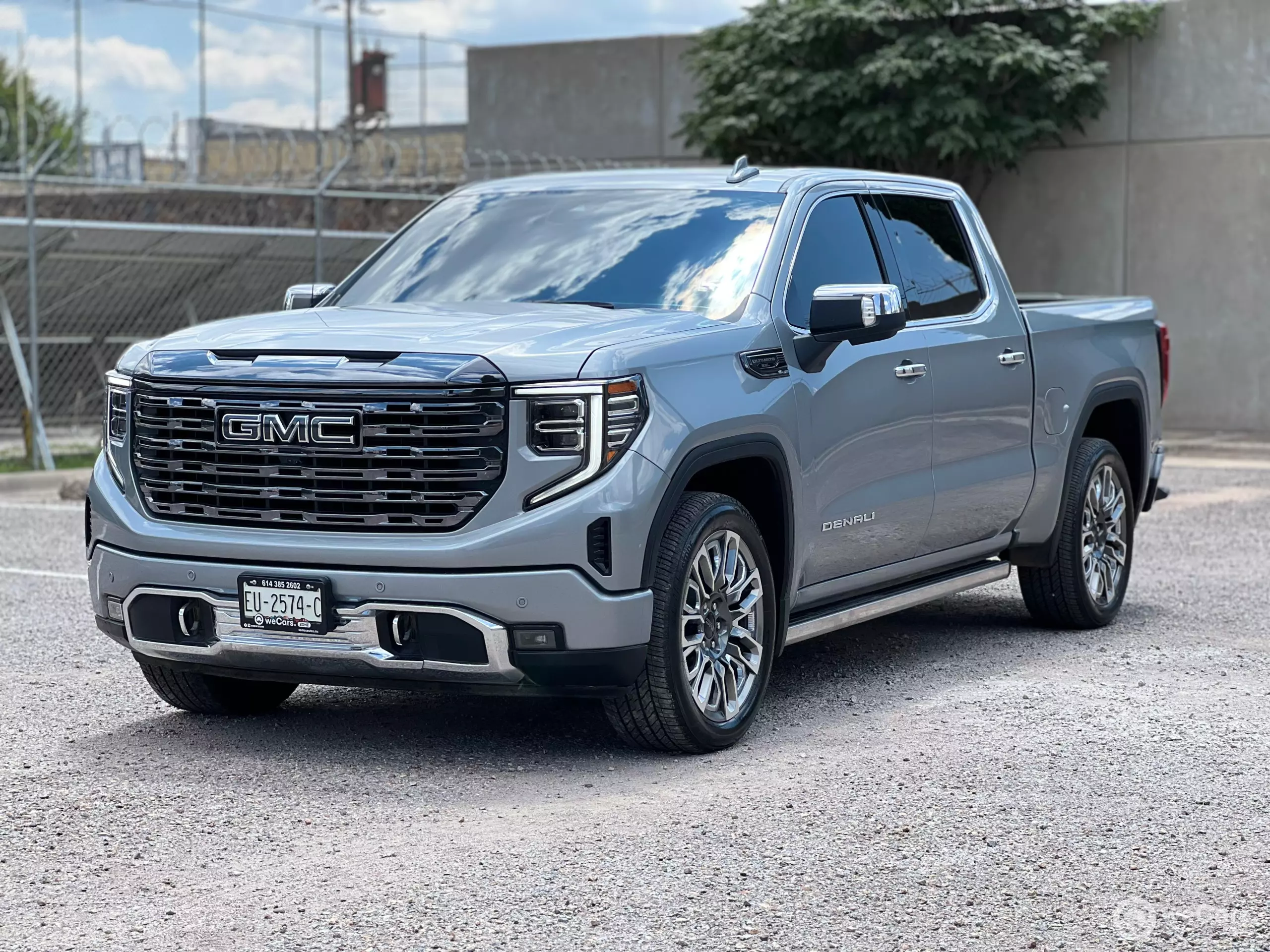 GMC Sierra Pick-Up 4x4