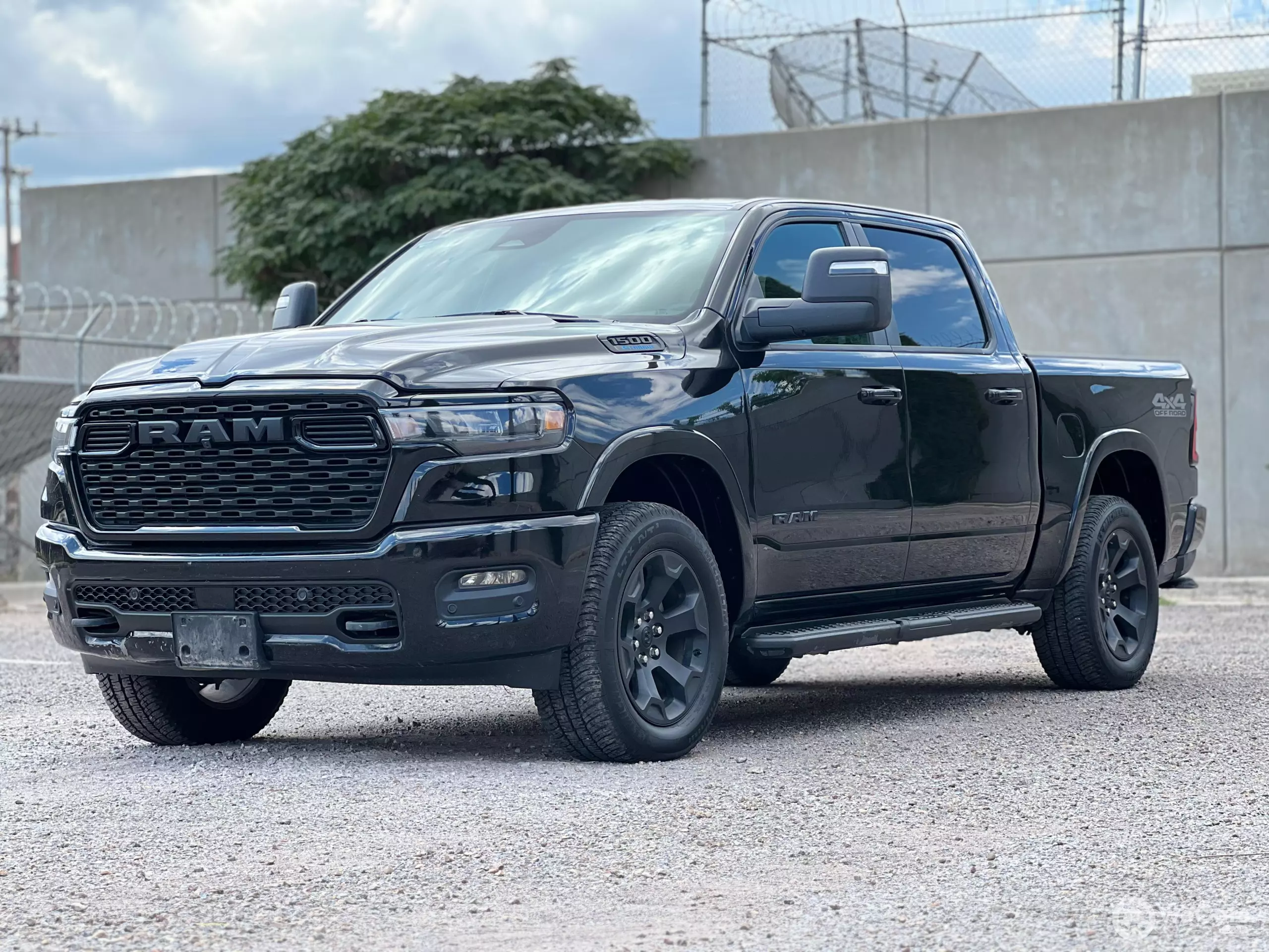 Dodge Ram 1500 Pick-Up