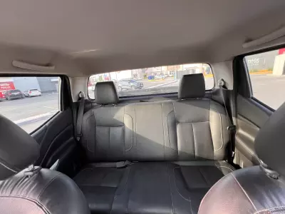 Nissan Frontier y NP 300 Frontier Pick-Up 2019