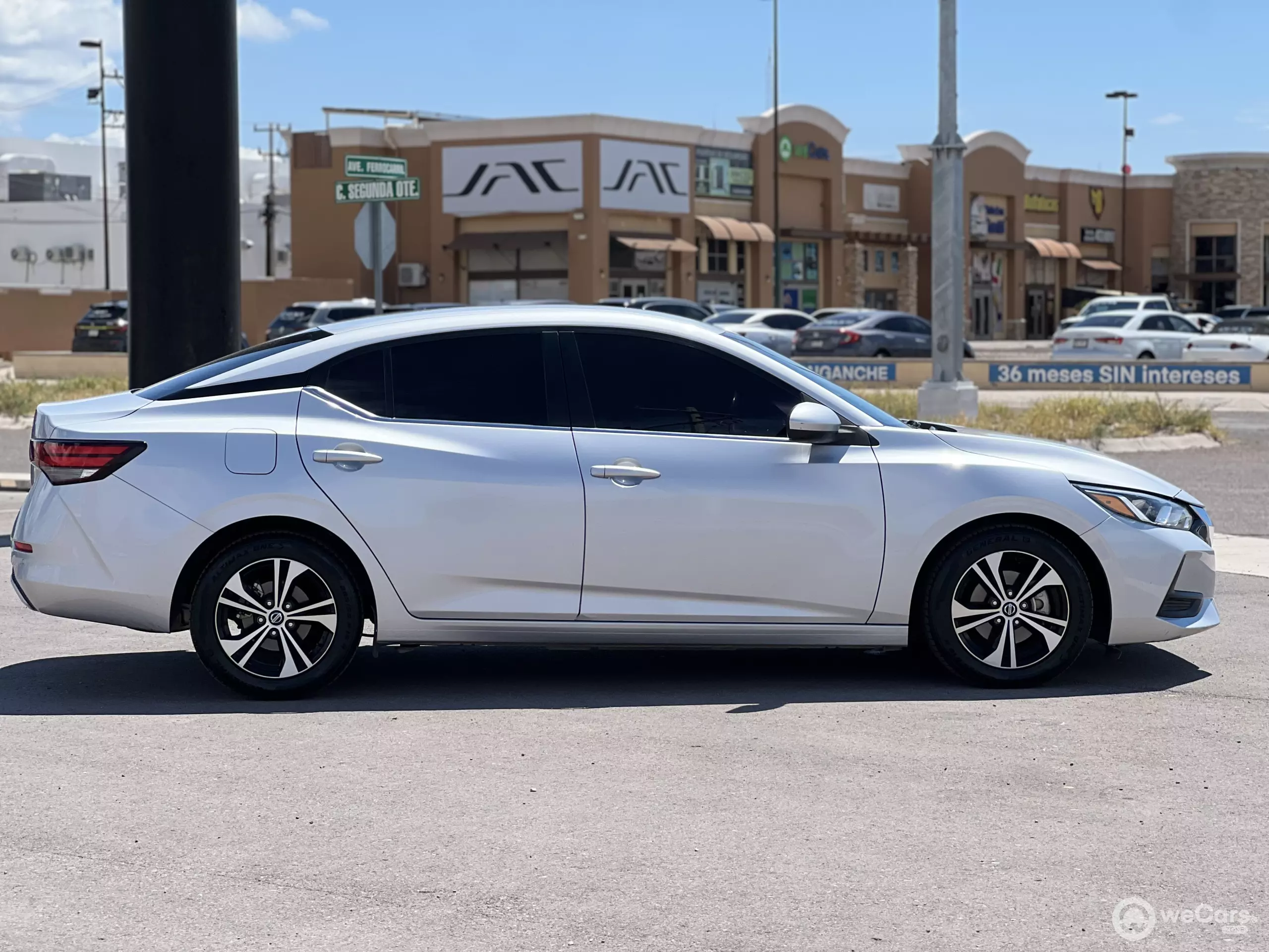 Nissan Sentra
