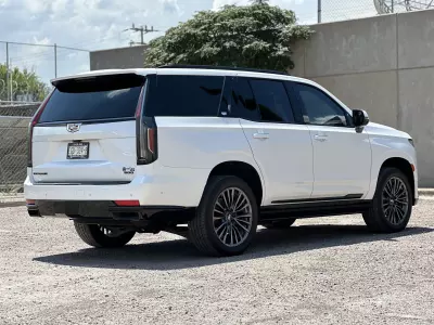 Cadillac Escalade VUD 2023