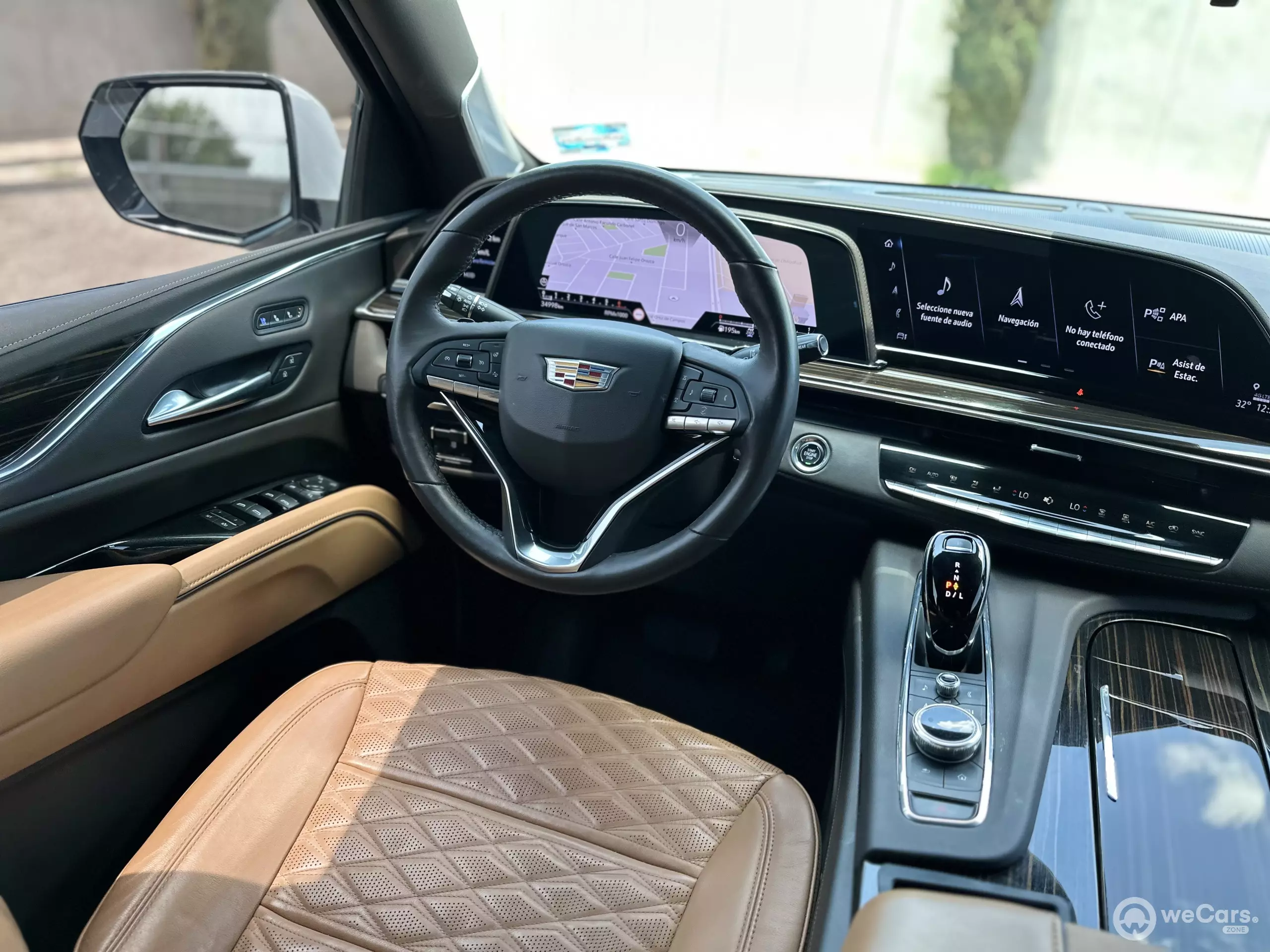 Cadillac Escalade VUD