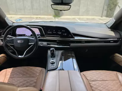Cadillac Escalade VUD 2023