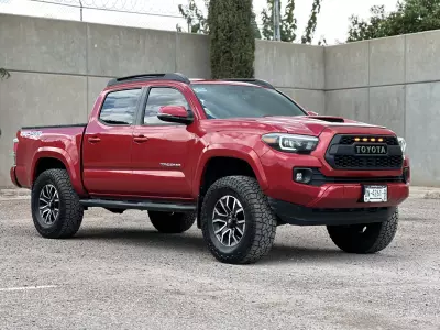 Toyota Tacoma Pick-Up 2023
