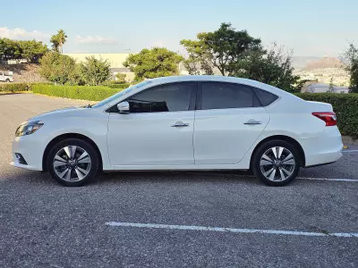 Nissan Sentra 2017