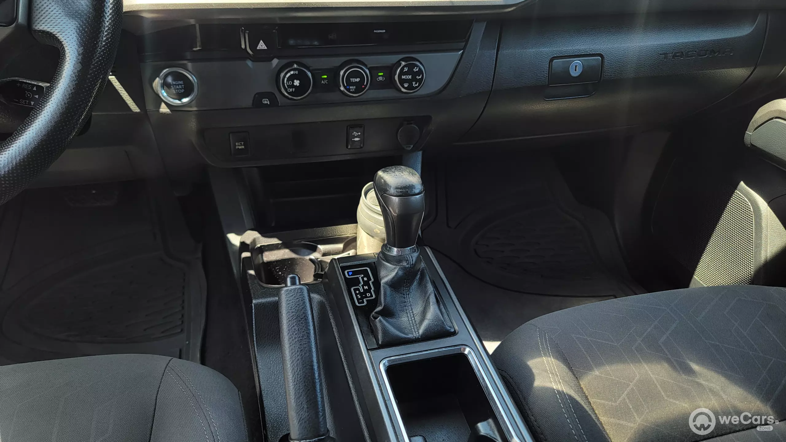 Toyota Tacoma Pick-Up