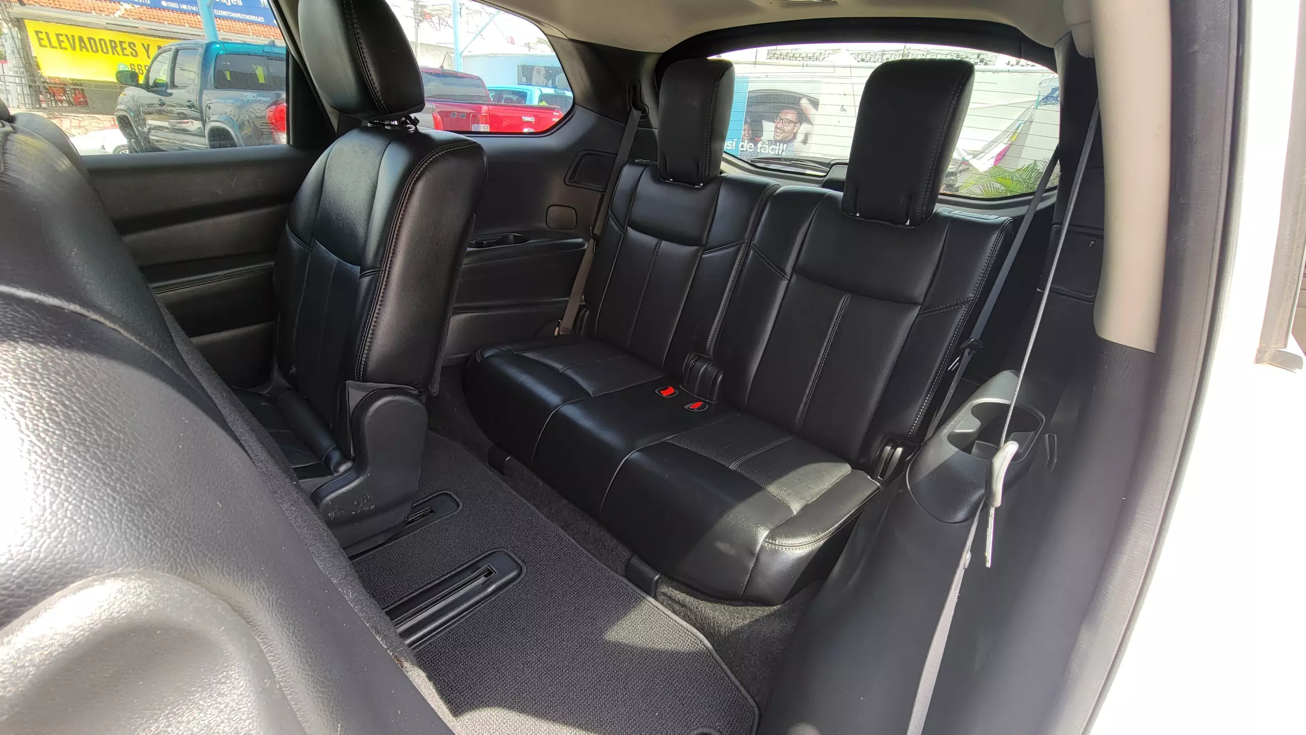 Nissan Pathfinder VUD