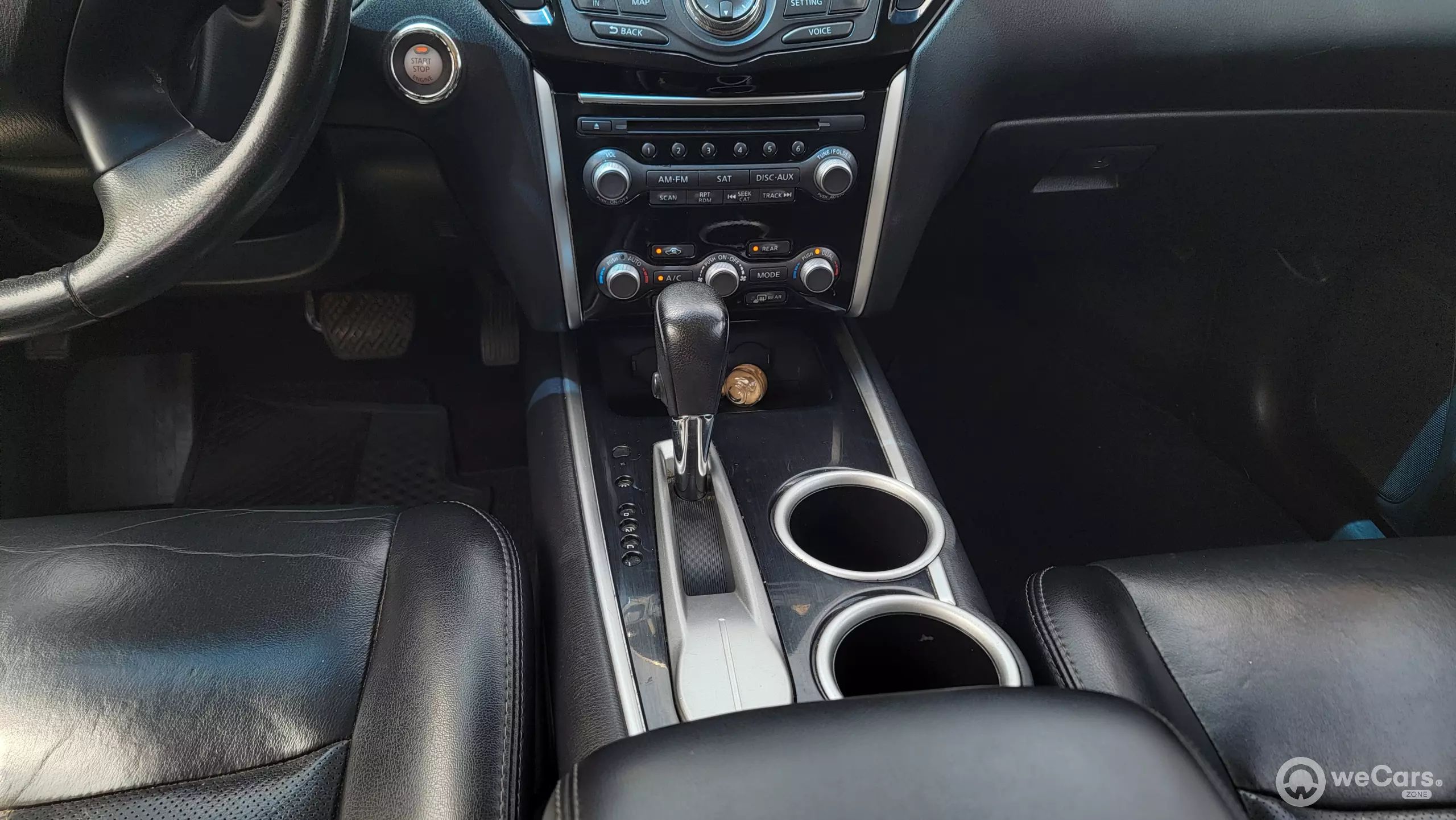 Nissan Pathfinder VUD