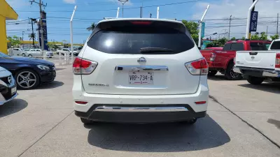 Nissan Pathfinder VUD 2016