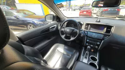 Nissan Pathfinder VUD 2016