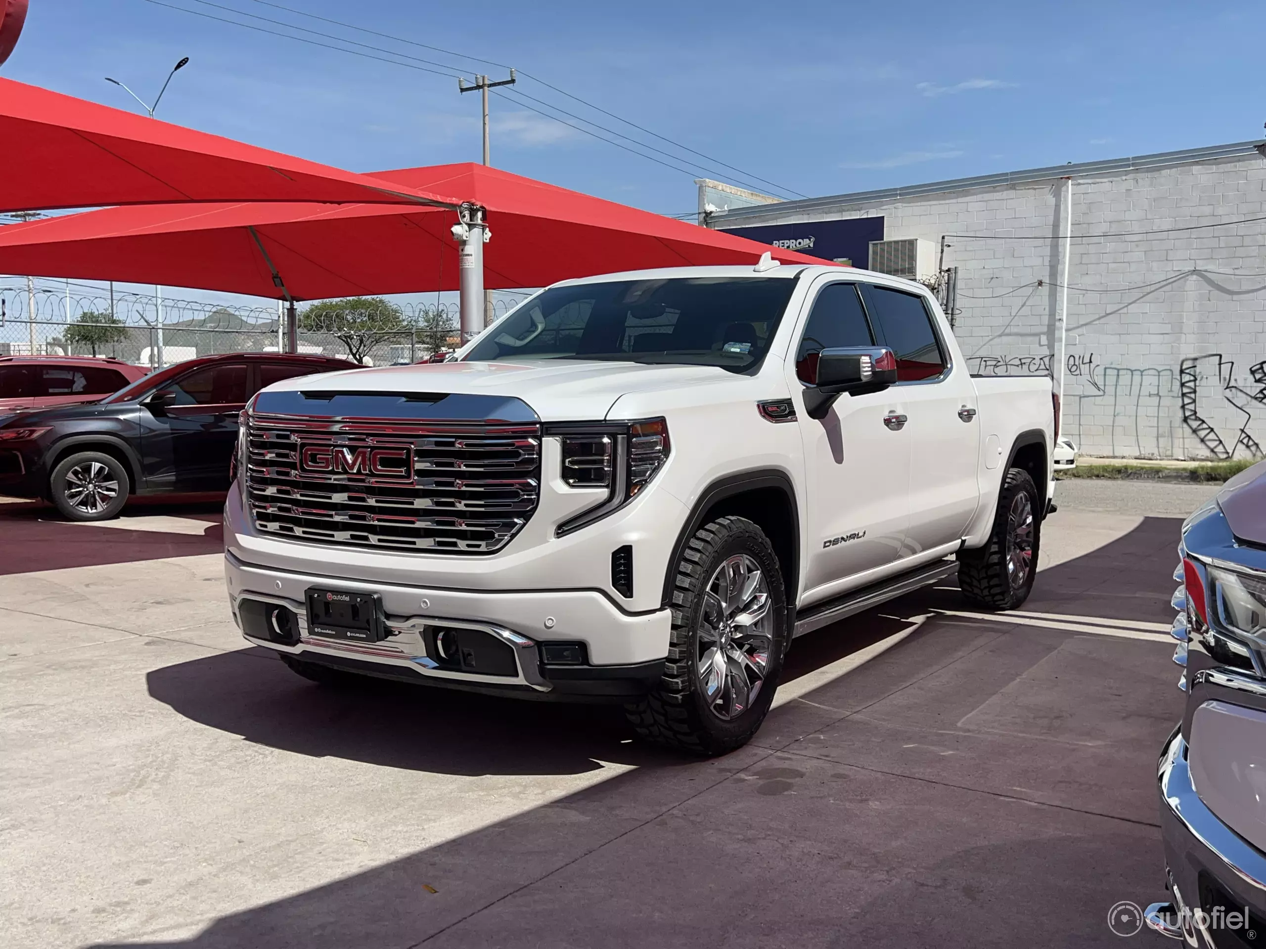 GMC Sierra Pick-Up 4x4