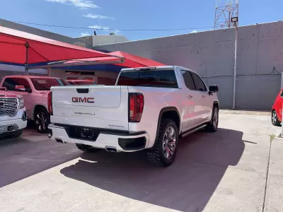 GMC Sierra Pick-Up 4x4 2024